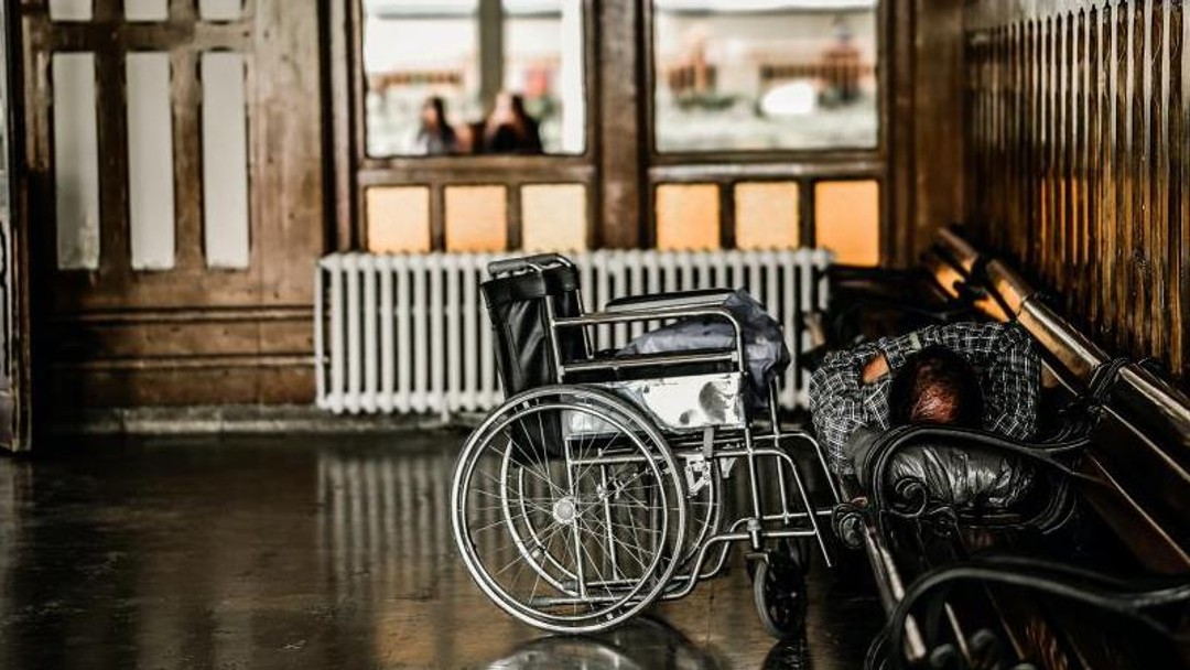 Advising those with vulnerable relatives